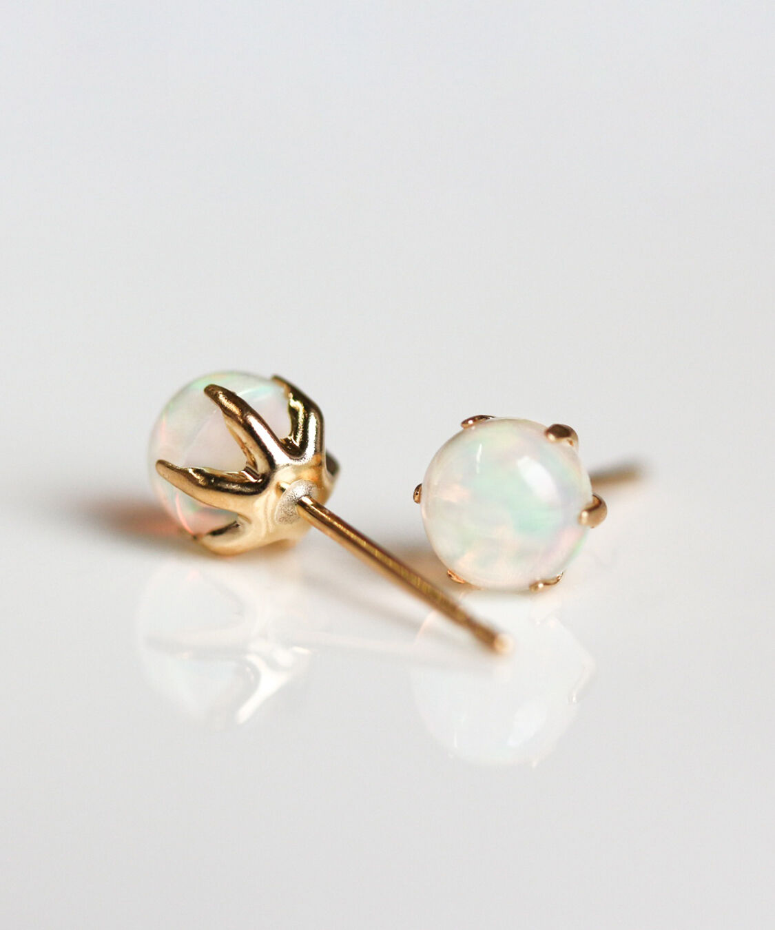  「オパール ラウンド ピアス | K18」|ピアス|