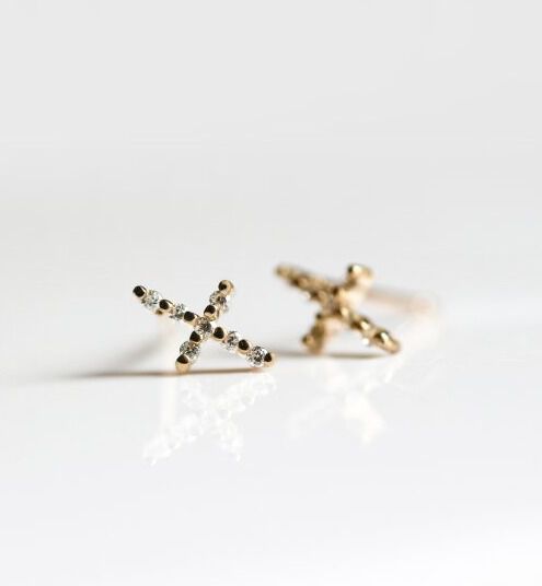  「ダイヤモンド クロス ピアス | K10YG 〈世界最小〉」|ピアス|K10 イエローゴールド