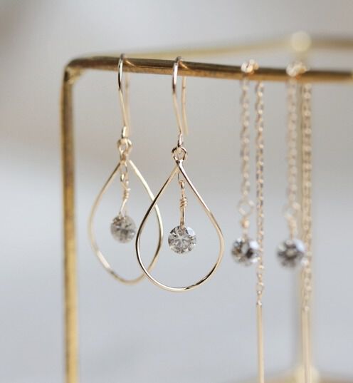  「シャンパンダイヤモンド 0.2ct フック ピアス | K18」|ピアス|Ｋ１８