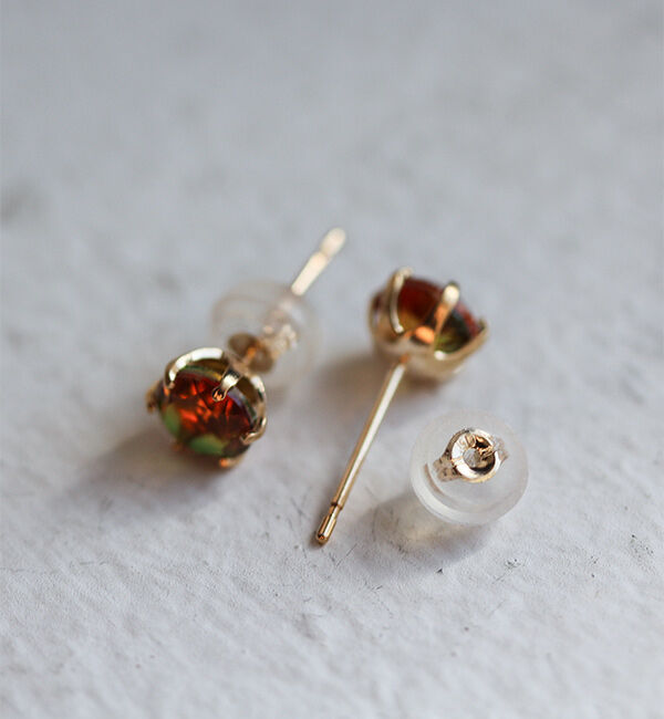  「グラデーションクリスタル ピアス | K10YG」|ピアス|