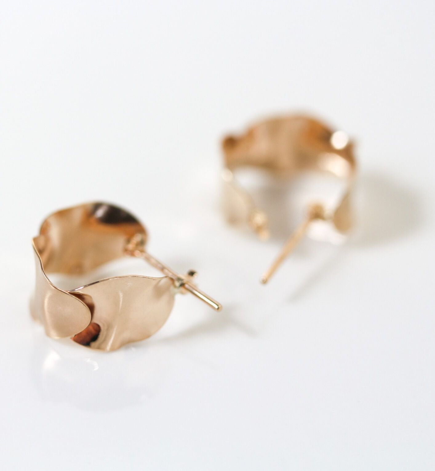  「ゴールド スナップ フープ ピアス | K10YG」|ピアス|