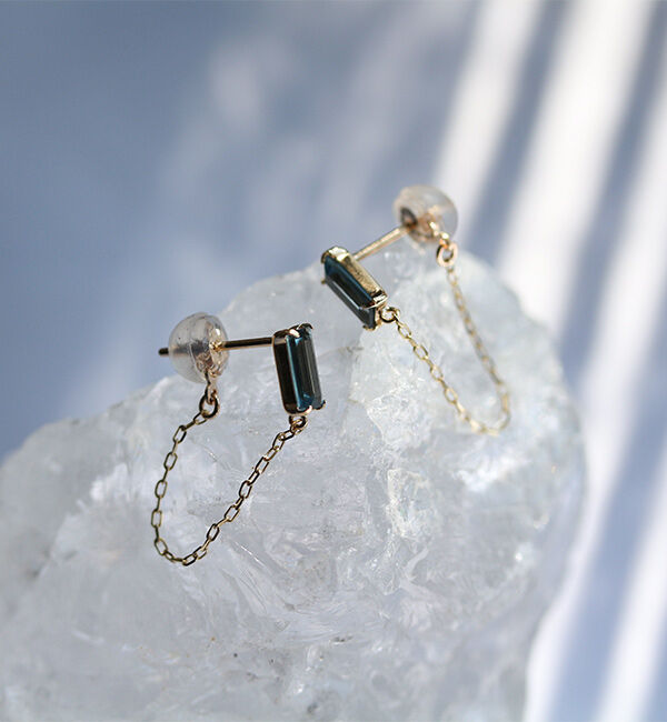  「ロンドンブルートパーズ チェーンフープ ピアス | K10YG」|ピアス|