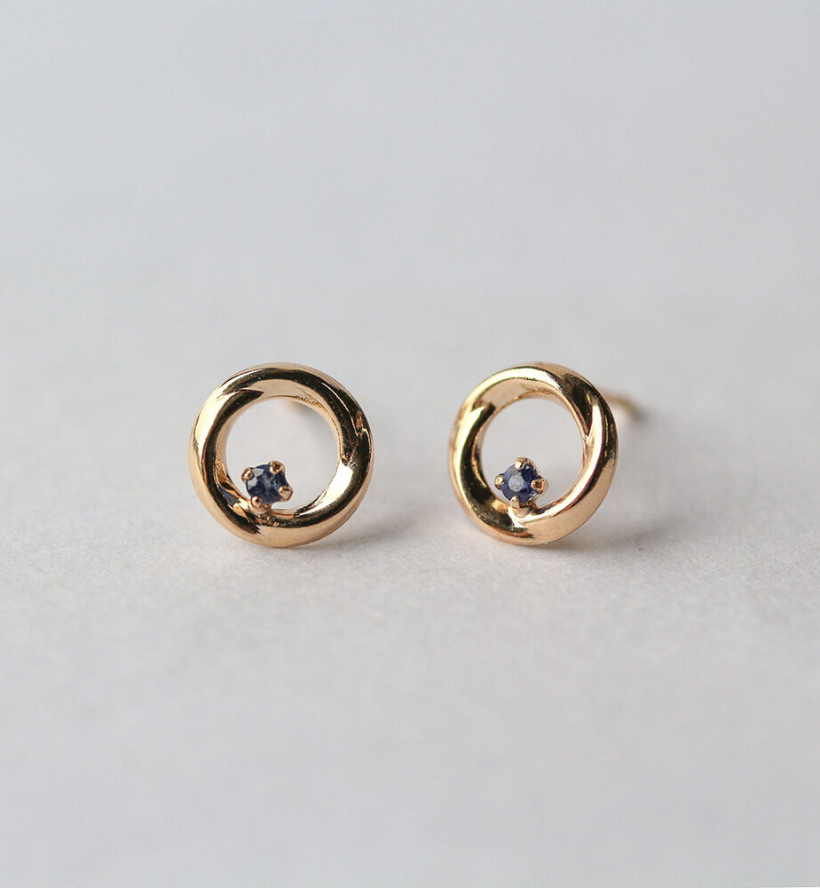  「サファイア ピアス | K10YG」|ピアス|K10 イエローゴールド