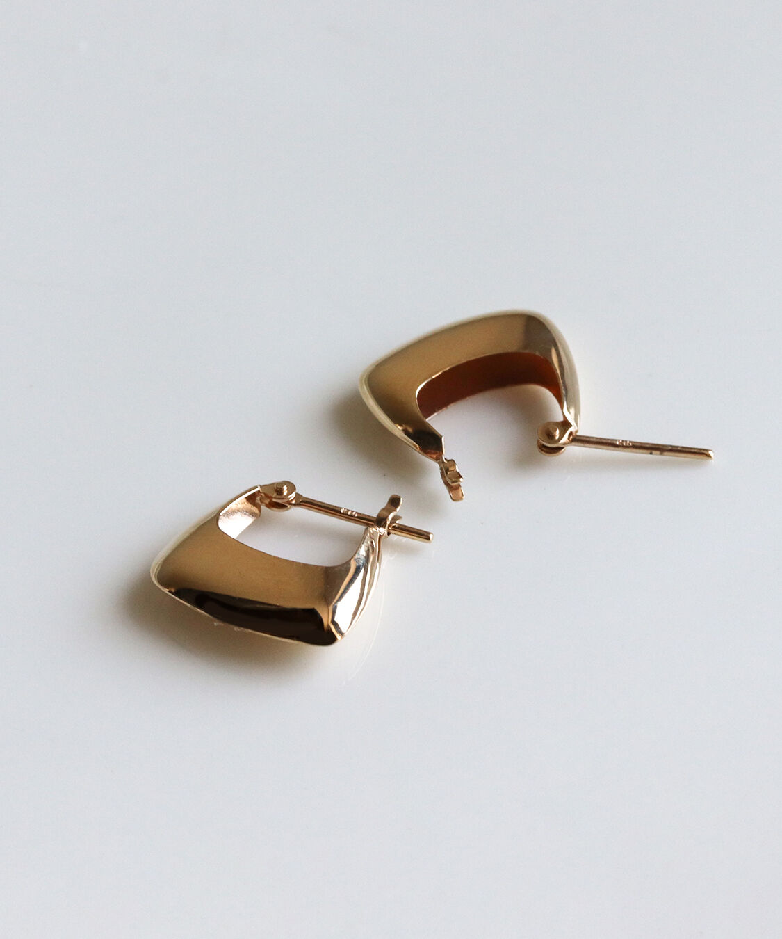 「ゴールド スナップ フープ ピアス S | K10YG」|ピアス|
