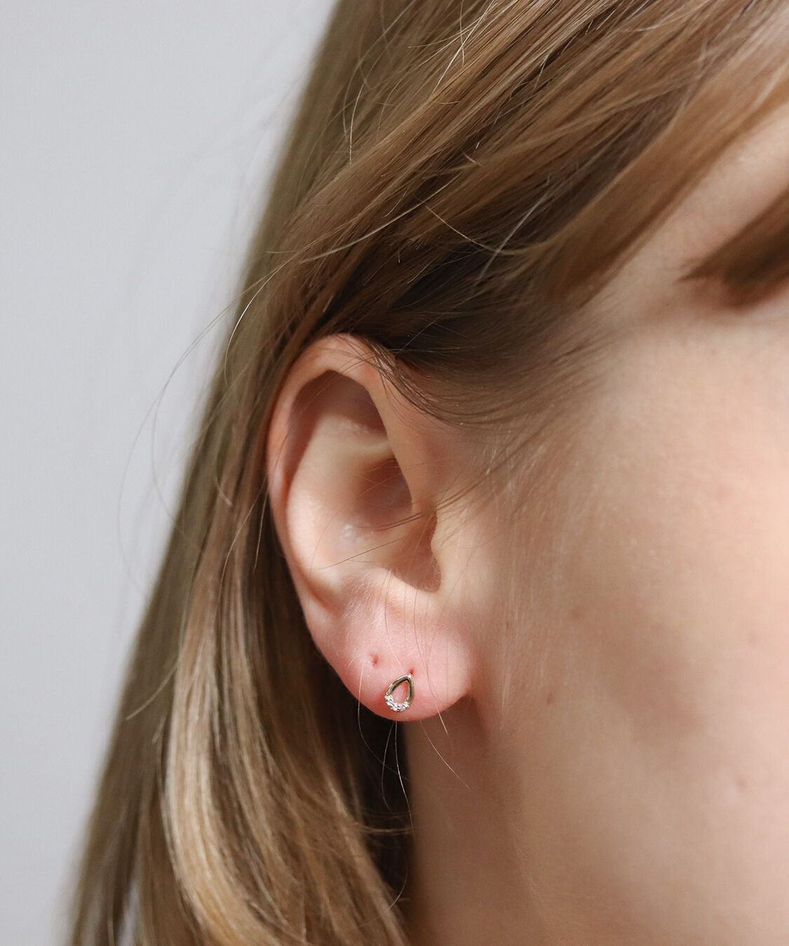  「ダイヤモンド ペアシェイプ ピアス | K10YG」|ピアス|