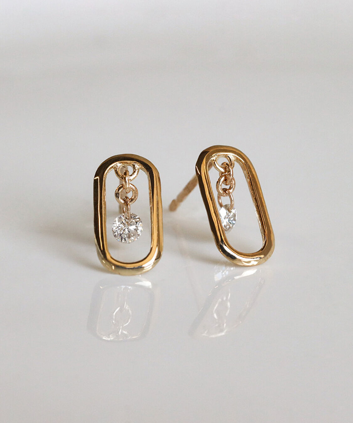  「ダイヤモンド 0.1ct ピアス | K10YG 〈ヌーディー〉」|ピアス|