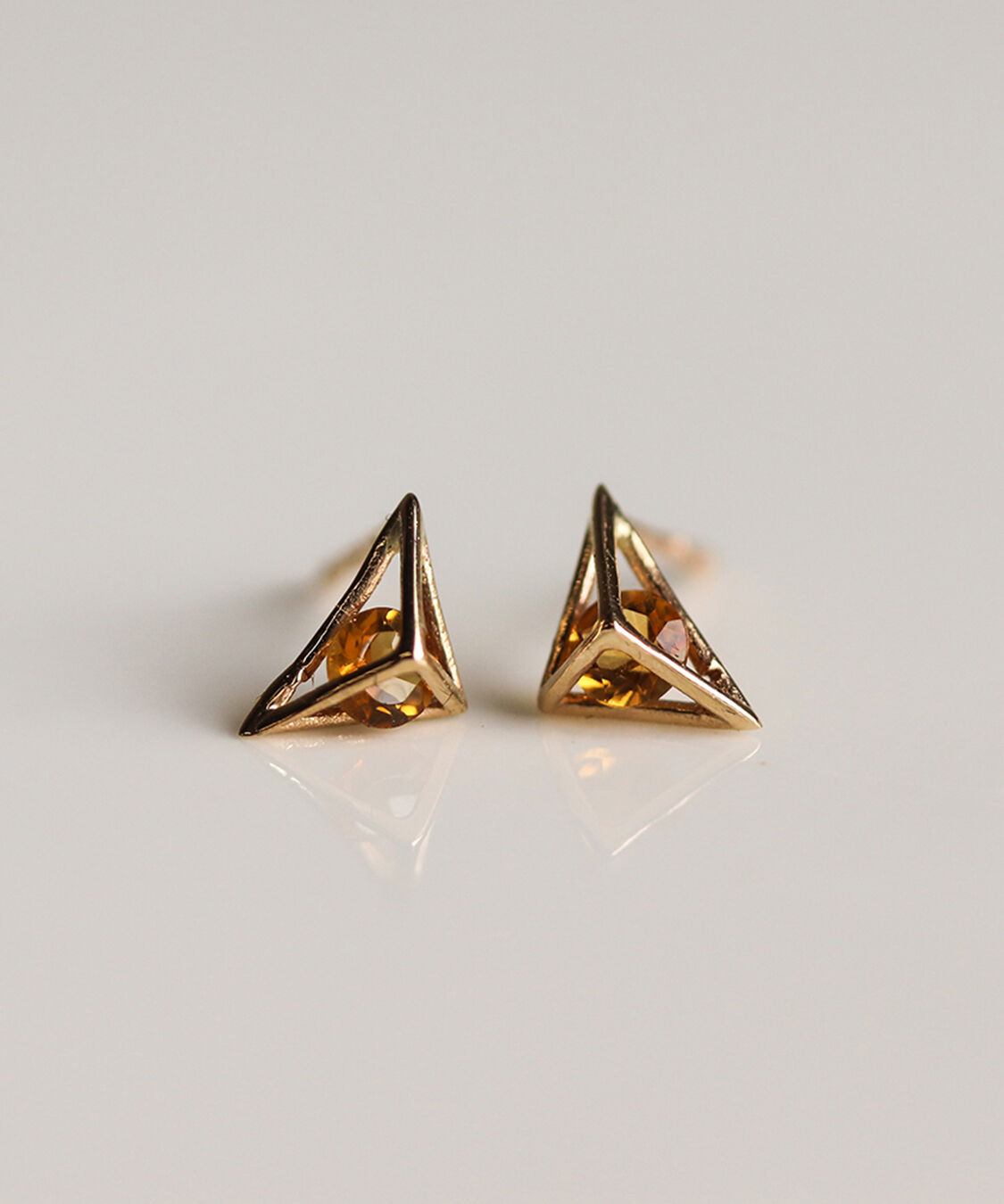  「カラーストーン ピアス | K10YG」|ピアス|オレンジ