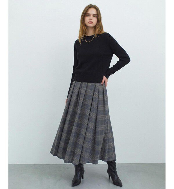 BEIGE,「【ロングセラー】WILLOW / ストレッチクルーネックリブニット」|ニット・セーター|