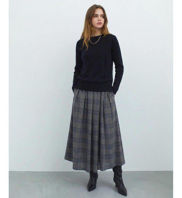 BEIGE,「【ロングセラー】WILLOW / ストレッチクルーネックリブニット」|ニット・セーター|