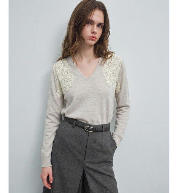 BEIGE,「【WEB限定】REMINGTON / レースコンビ Vネックニット」|ニット・セーター|