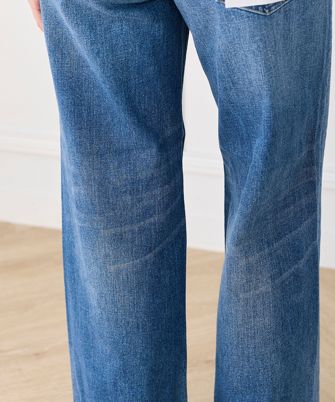 INED「スリムストレートデニム Pink Pepper Midrise《Healthy DENIM》」|デニム|