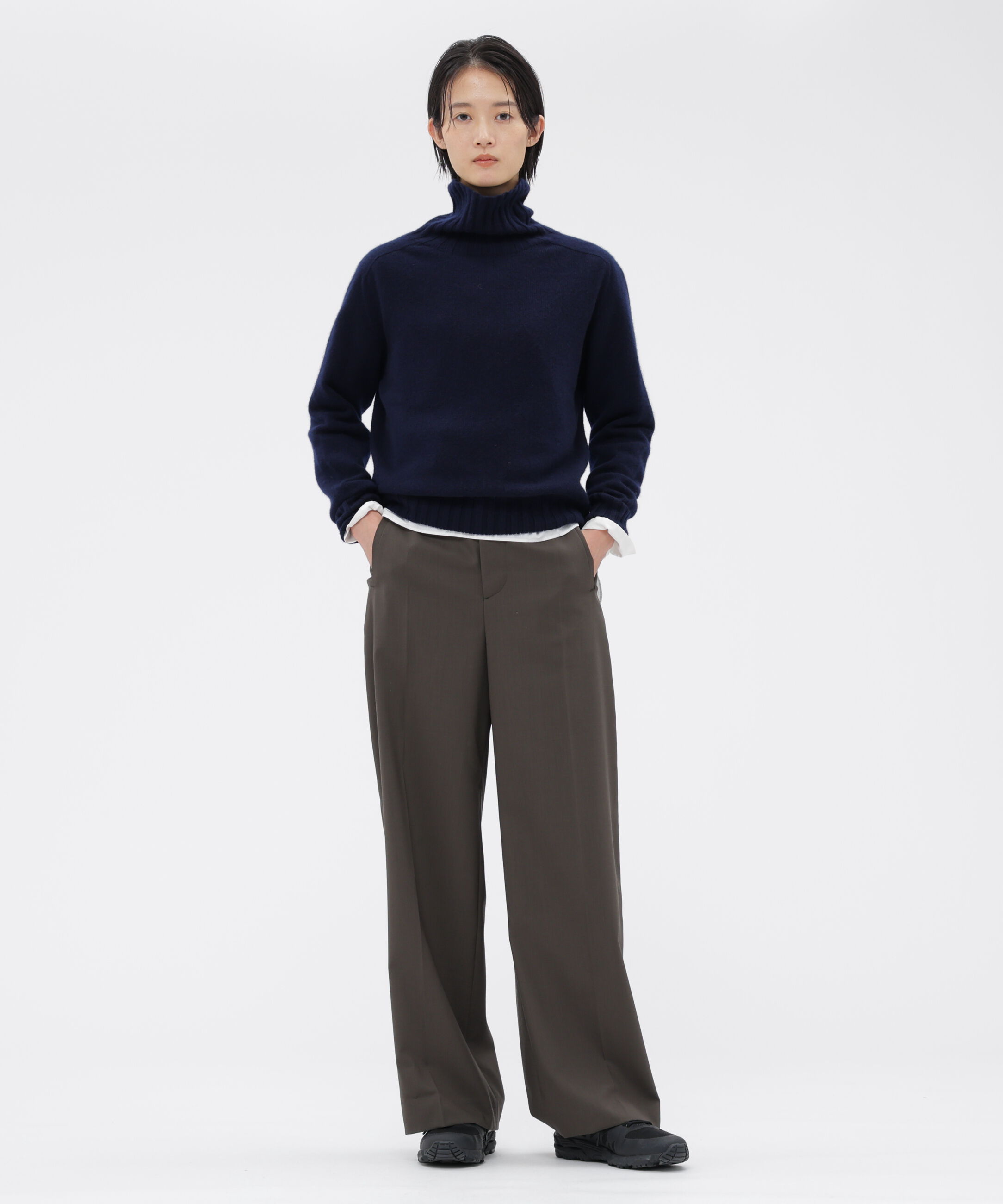  「WASHABLE WOOL PLAINWEAVE TROUSERS」|その他|