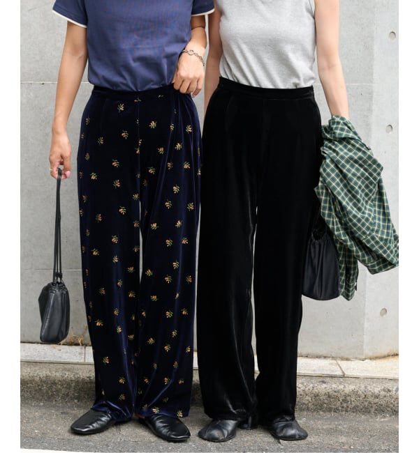 OUTDOOR PRODUCTS Usual Things「追加 刺繍ベロアフレアパンツ」|スラックス|