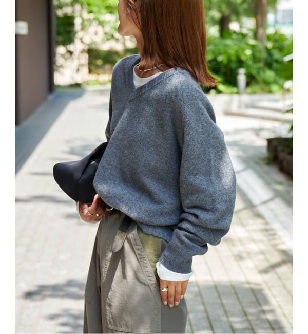 OUTDOOR PRODUCTS Usual Things「≪予約≫WOOL SIGNATURE Vネックニット」|ニット・セーター|