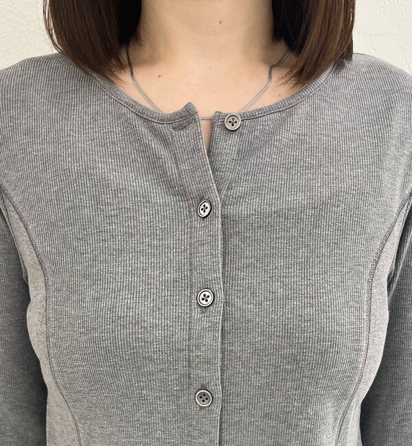  「〈NUE〉袖ボタンノーカラーリブカーディガン」|Tシャツ・カットソー|