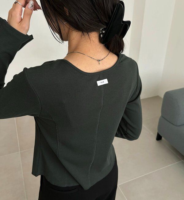  「〈NUE〉袖ボタンノーカラーリブカーディガン」|Tシャツ・カットソー|