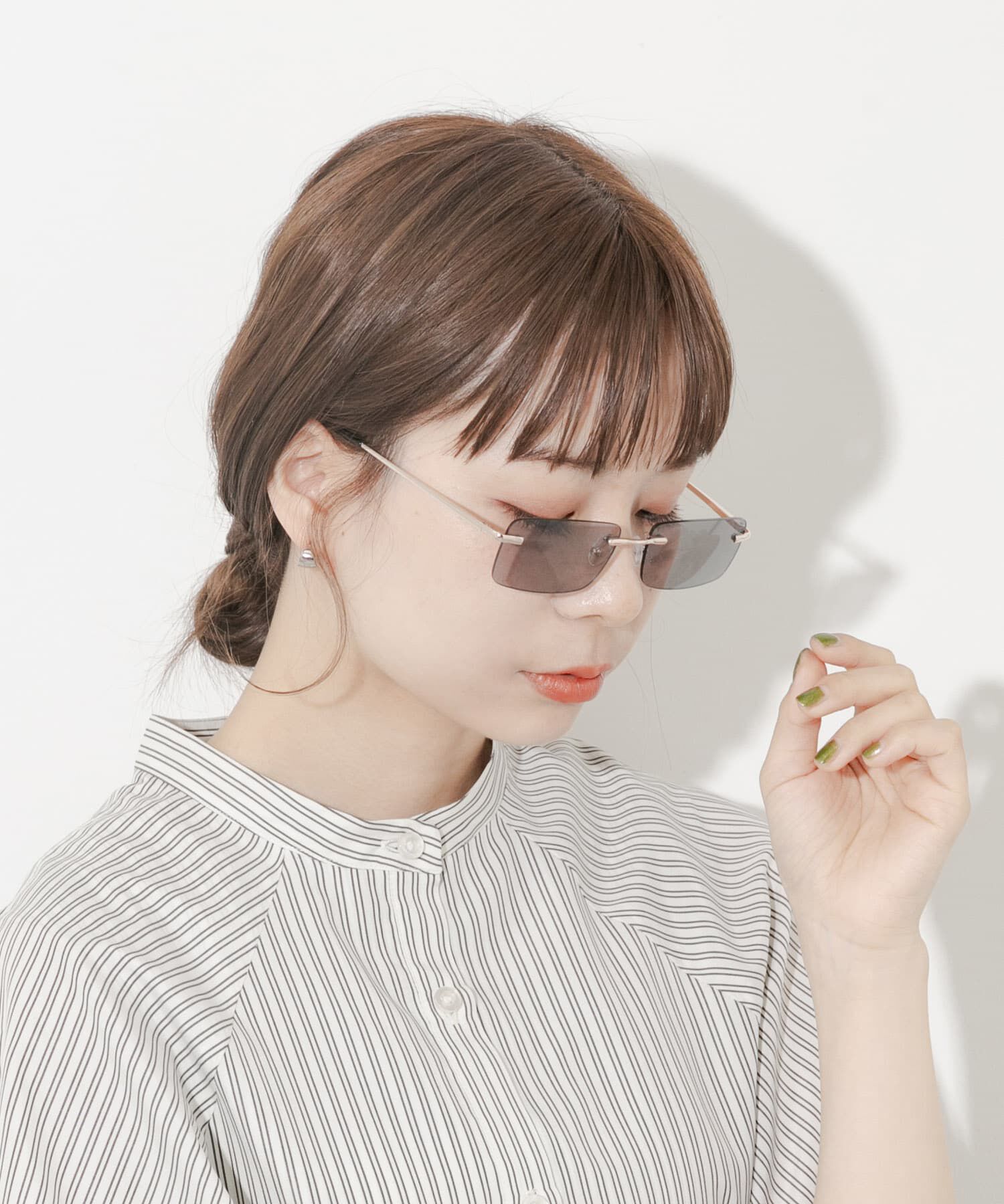 SMELLY「リムレスカラーサングラス」|メガネ|ブラック系その他