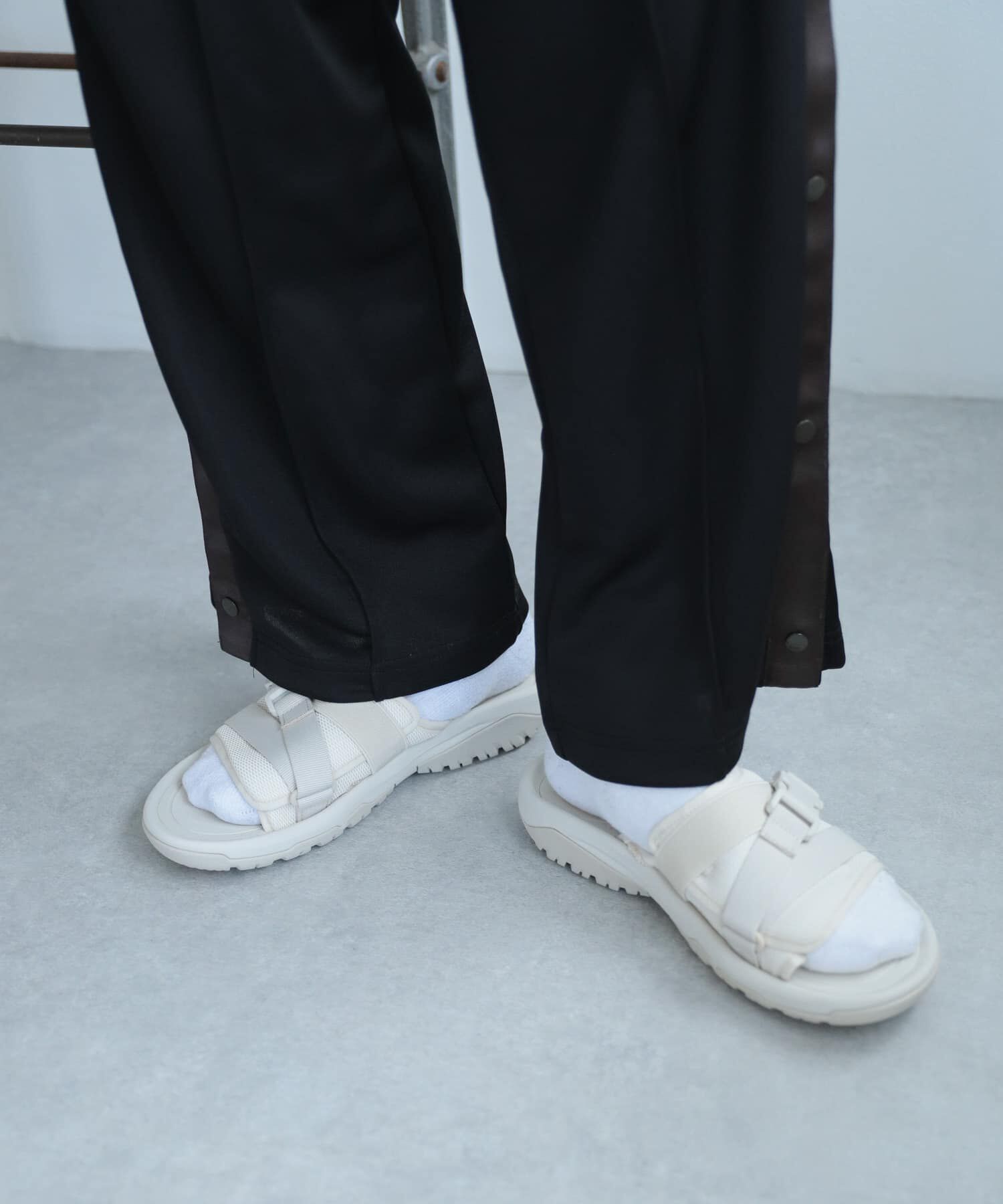SENSE OF PLACE by URBAN RESEARCH「『WEB/一部店舗限定』Teva　HURRICANEVERGE SLIDE」|サンダル|