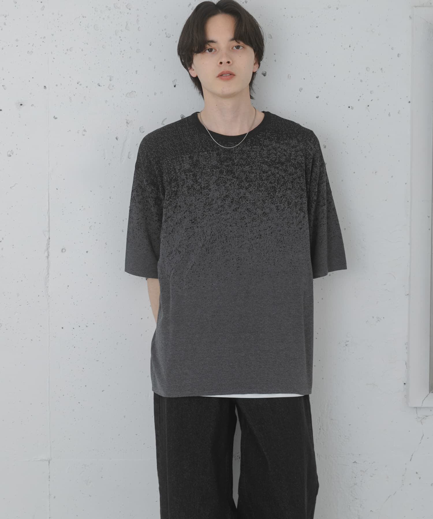 SENSE OF PLACE by URBAN RESEARCH「『洗濯可』エクストラルーズスプラッシュニットTシャツ」|ニット・セーター|ブラック