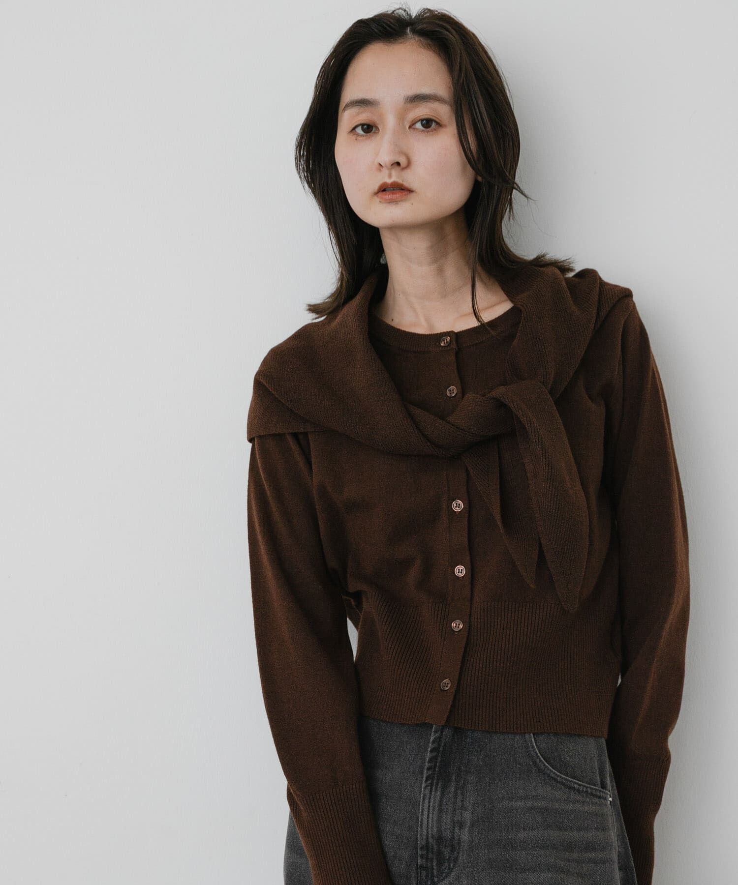 SENSE OF PLACE by URBAN RESEARCH「『洗濯可』スカーフツキニットカーディガン」|カーディガン|ブラウン