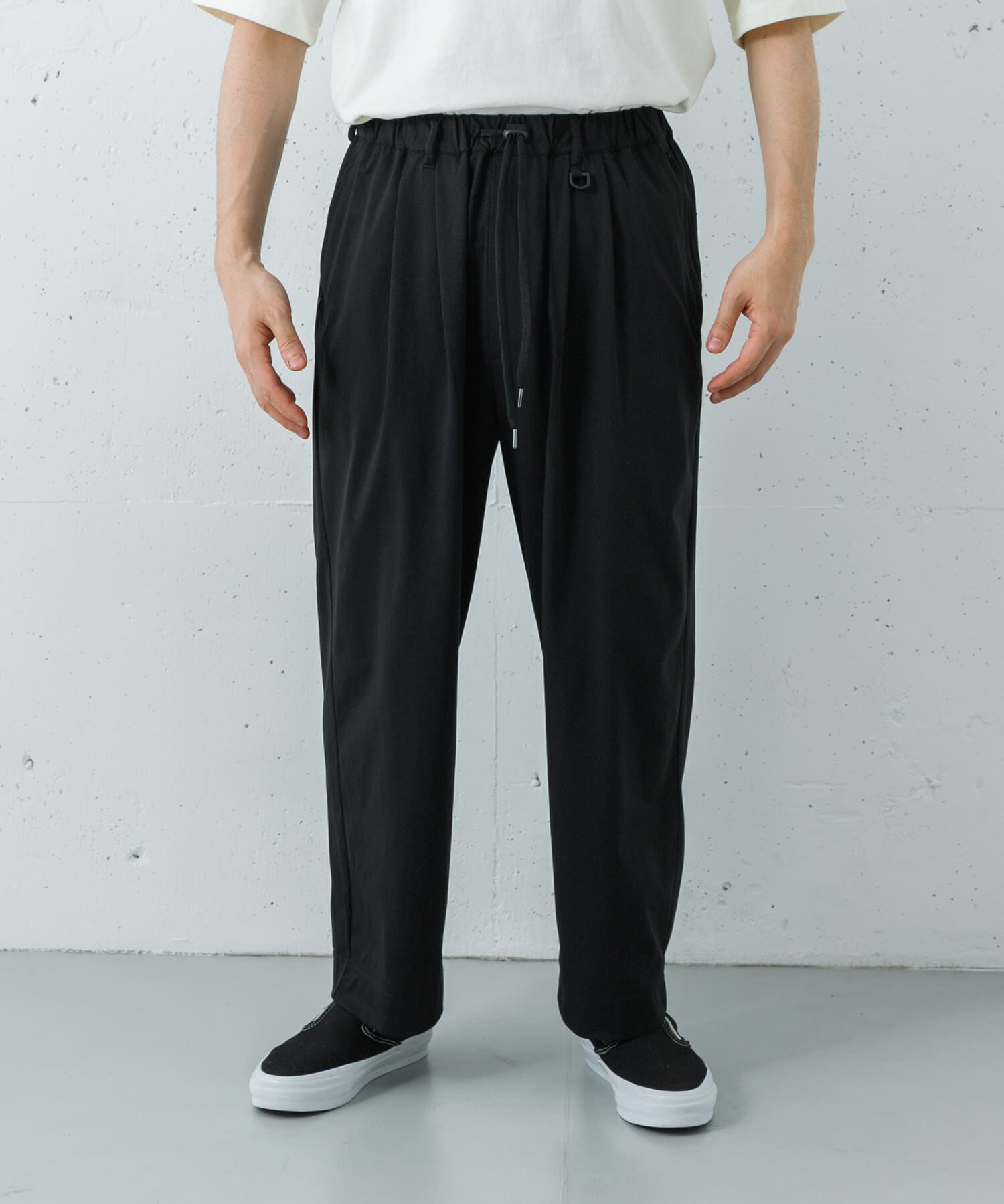 URBAN RESEARCH「Wide Dad　BREEZY TECH EASY PANTS」|その他|