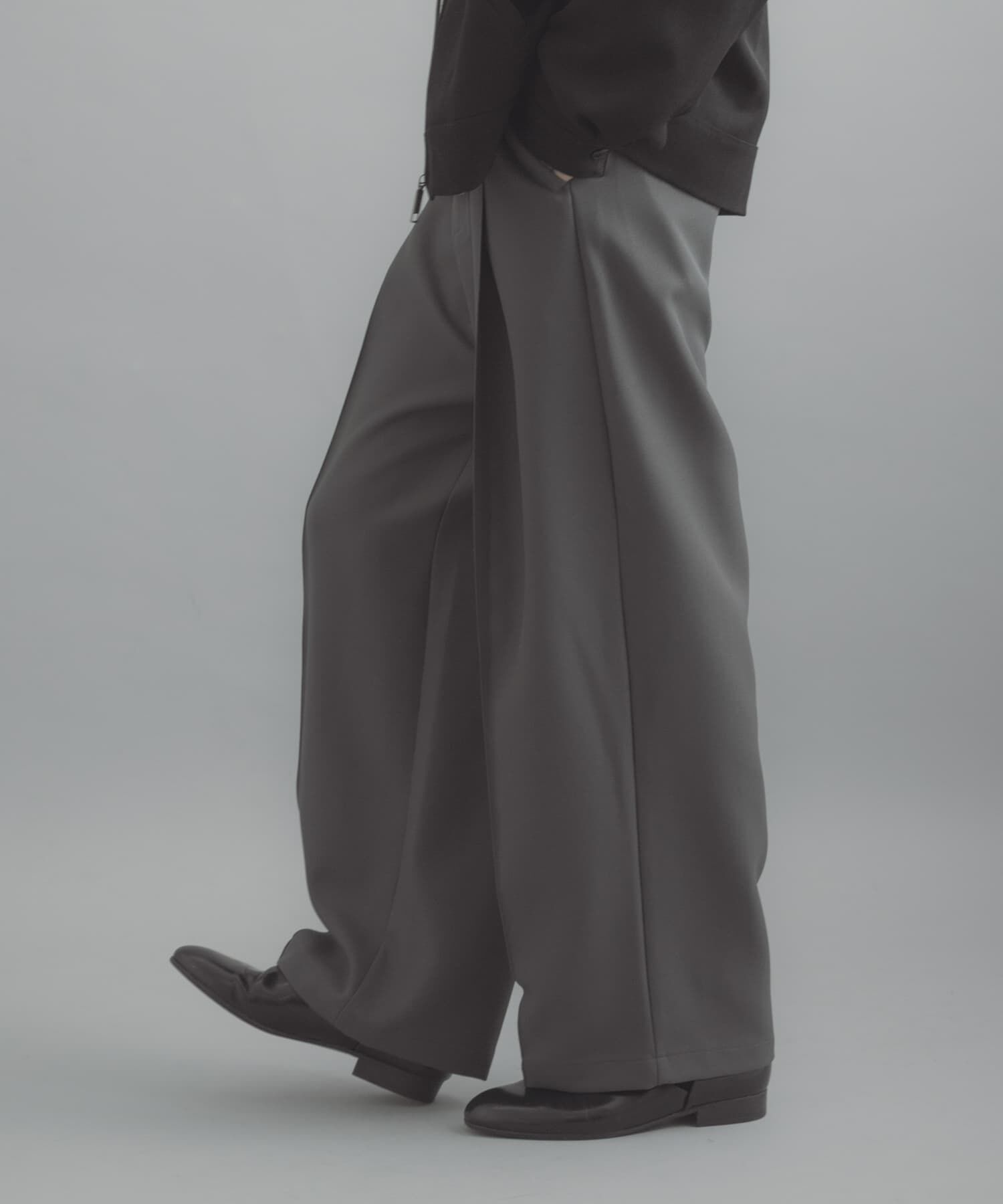 SENSE OF PLACE by URBAN RESEARCH「『撥水/防花粉』SKINProofタックワイドパンツ」|その他|
