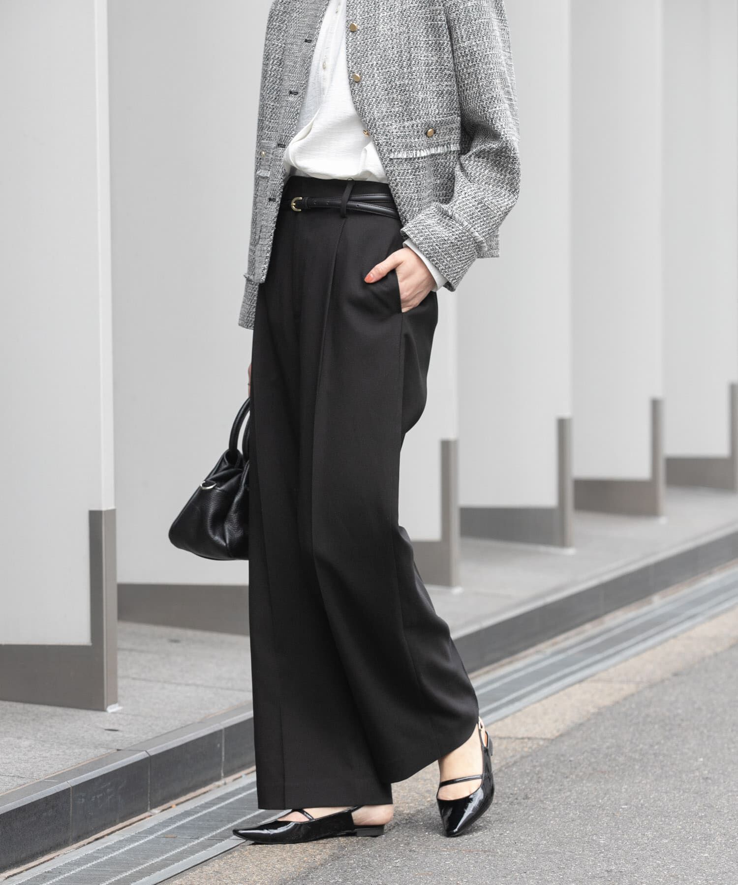 URBAN RESEARCH「『3サイズ展開』タックストレートスラックス」|その他|