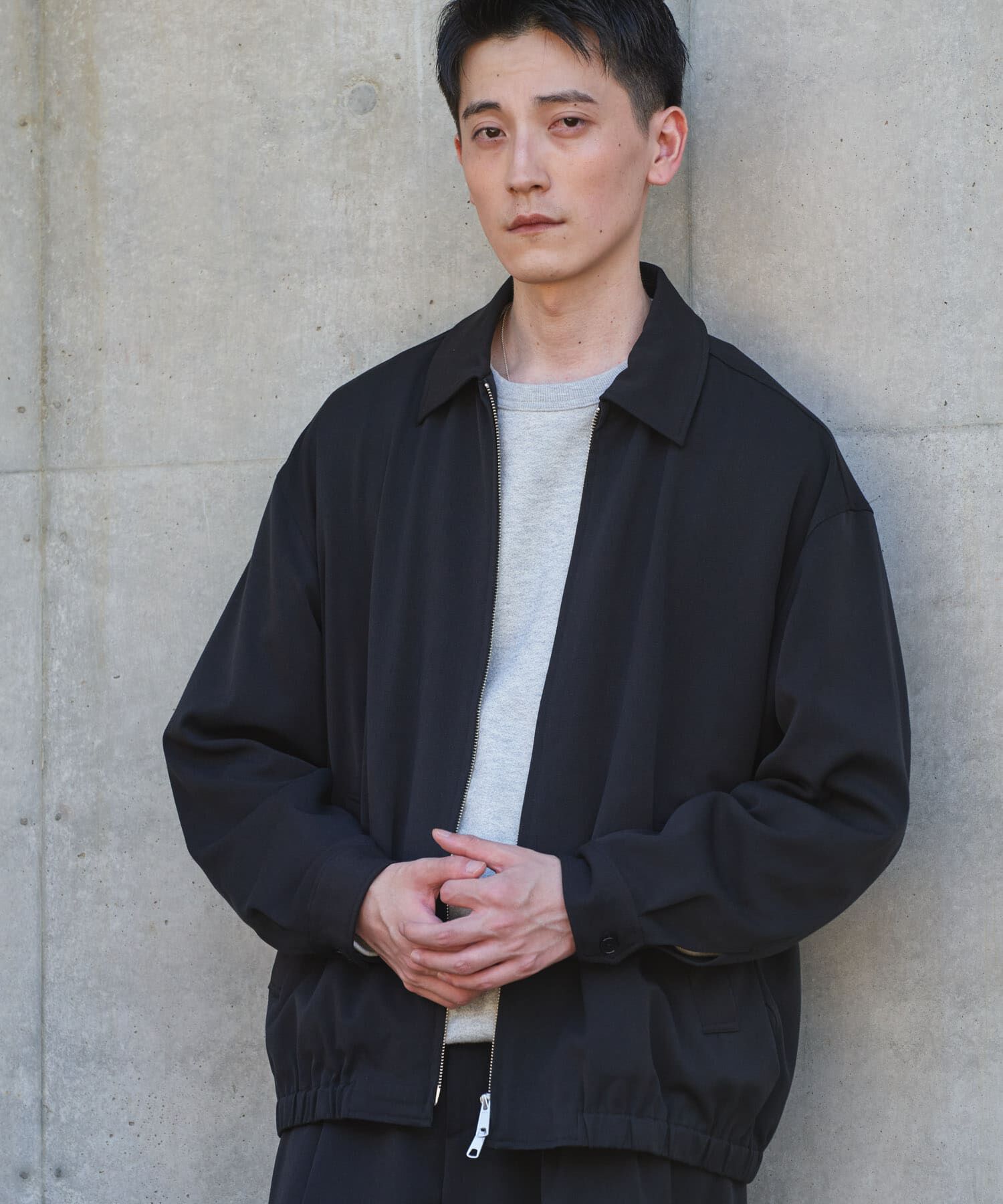 URBAN RESEARCH DOORS「『XLサイズ/WEB限定』『UR TECH』 完声ジップブルゾン 26AW」|ブルゾン・スタジャン|ブラック