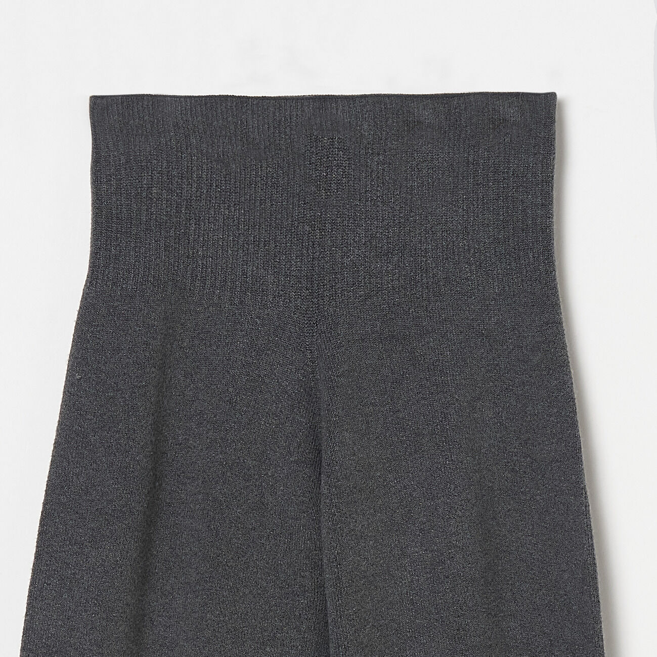  「uca KNIT STRAIGHT PANTS」|チノ|