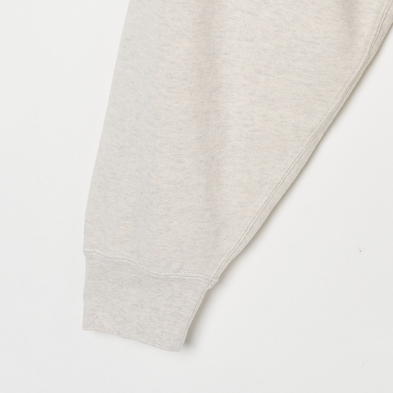  「REMI RELIEF PRINT CREW SWEAT」|Tシャツ・カットソー|