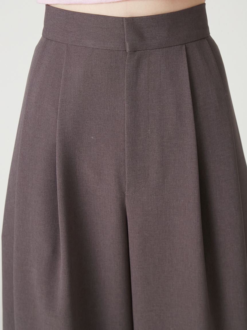 FRAY I.D「【ウォッシャブル・UVカット・防シワ・接触冷感】タックバレルパンツ」|チノ|