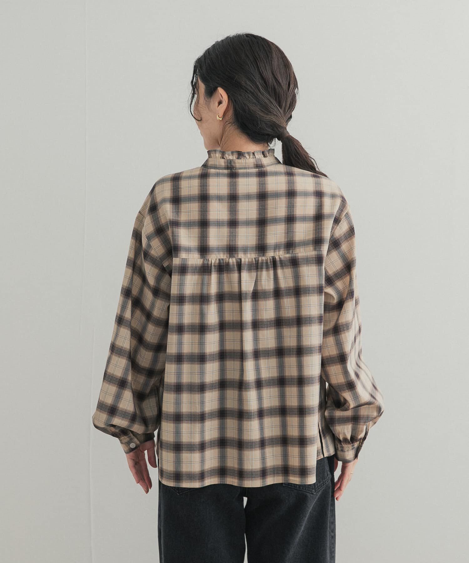 URBAN RESEARCH DOORS「フリルネックチェックブラウス 26AW」|シャツ・ブラウス|