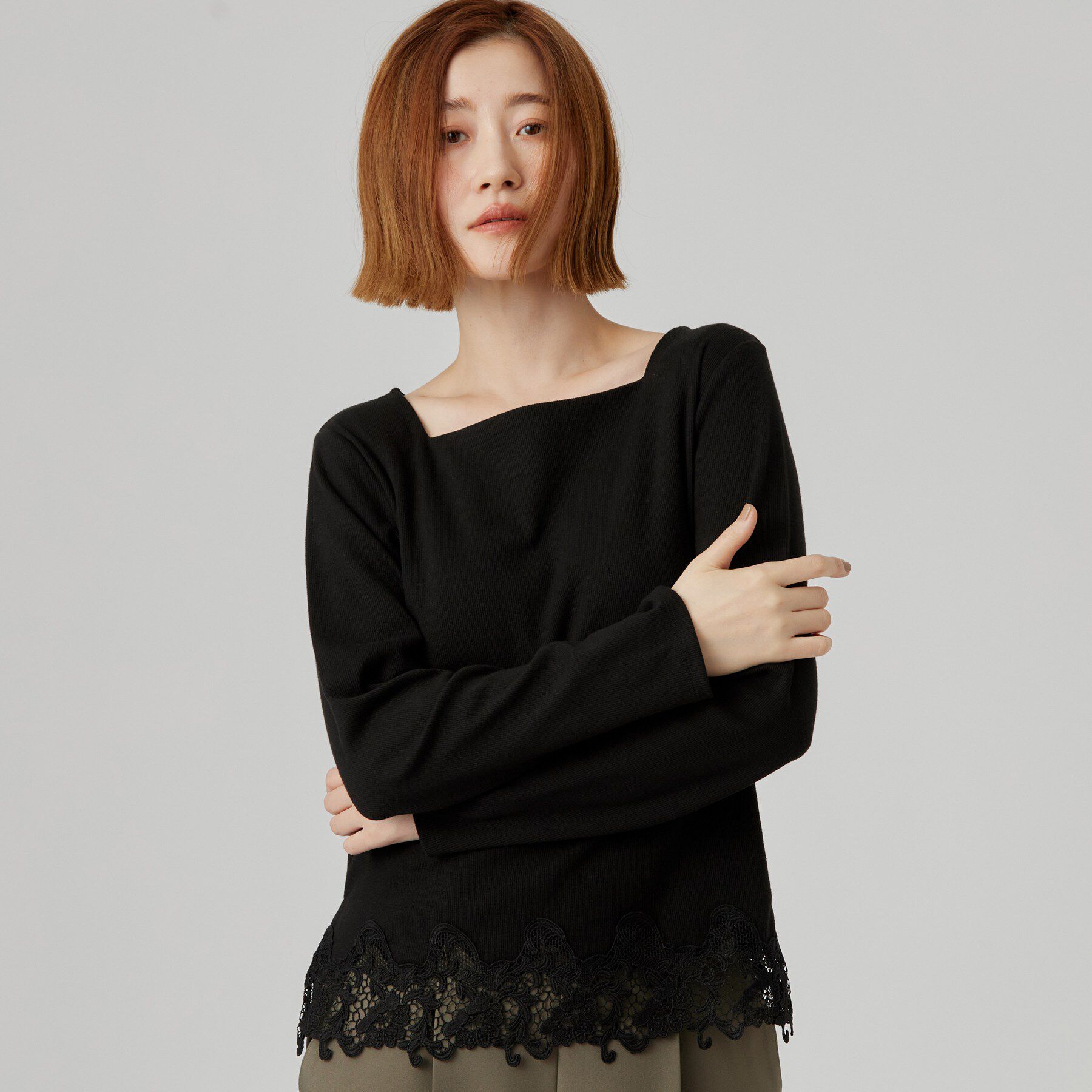 grove「裾レーススクエアネックカットソー」|Tシャツ・カットソー|ブラック(019)