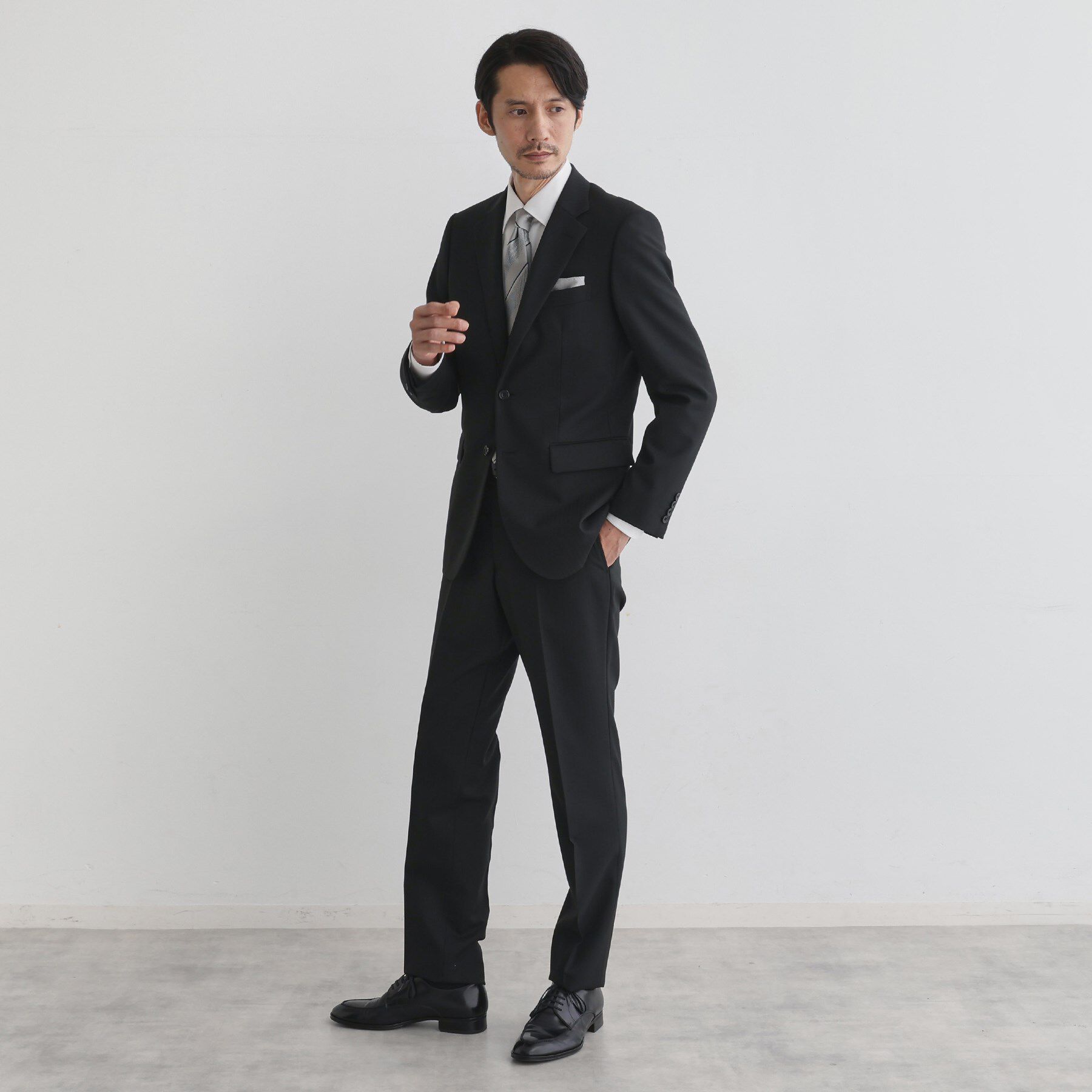 TAKEO KIKUCHI「シャドーオルタネートストライプ スーツ」|スーツ|