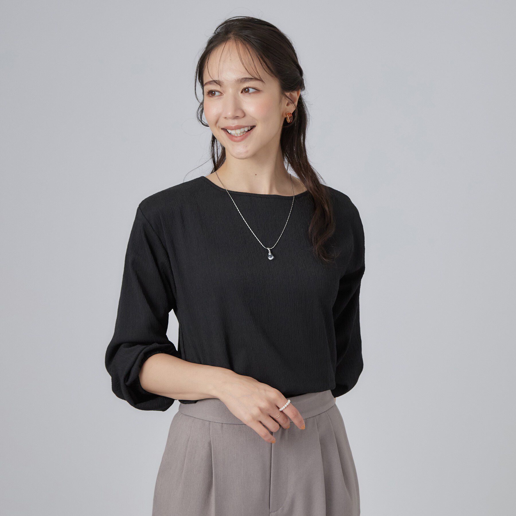 SHOO･LA･RUE「【洗濯機可/S-LL】ブラウス見え叶う。カット楊柳アソートトップス」|Tシャツ・カットソー|