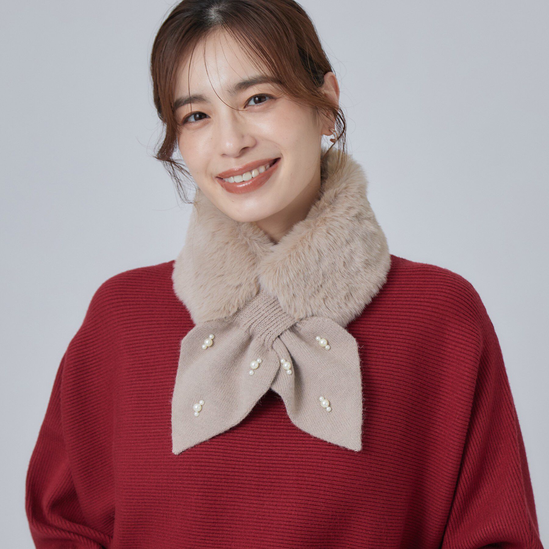 SHOO･LA･RUE「フェイクパール付きニット&times;ファーティペット」|ストール|
