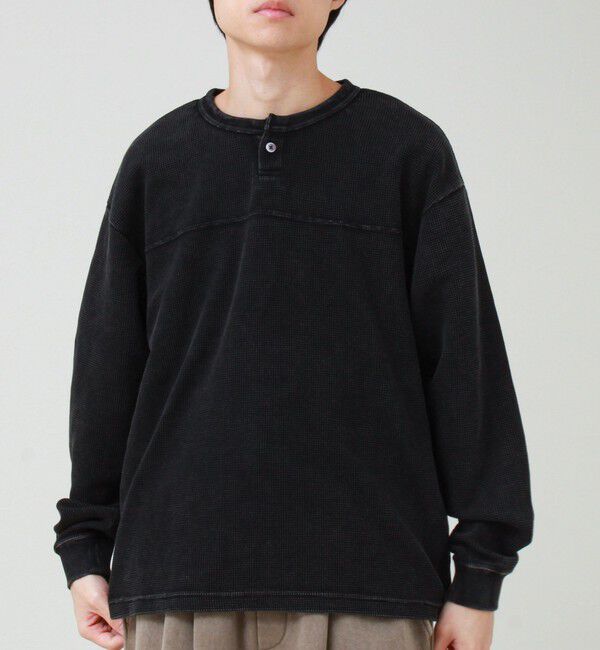GLOSTER「【ヴィンテージライク】硫化染めワッフル ヘンリーネックロングスリーブTシャツ」|Tシャツ・カットソー|チャコールグレー
