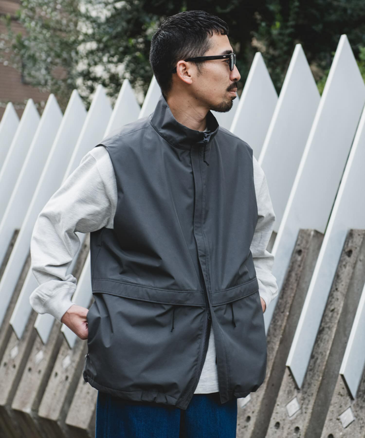 URBAN RESEARCH DOORS「『別注』Foxfire&times;DOORS　ゴアテックス ベスト」|ノーカラーコート|