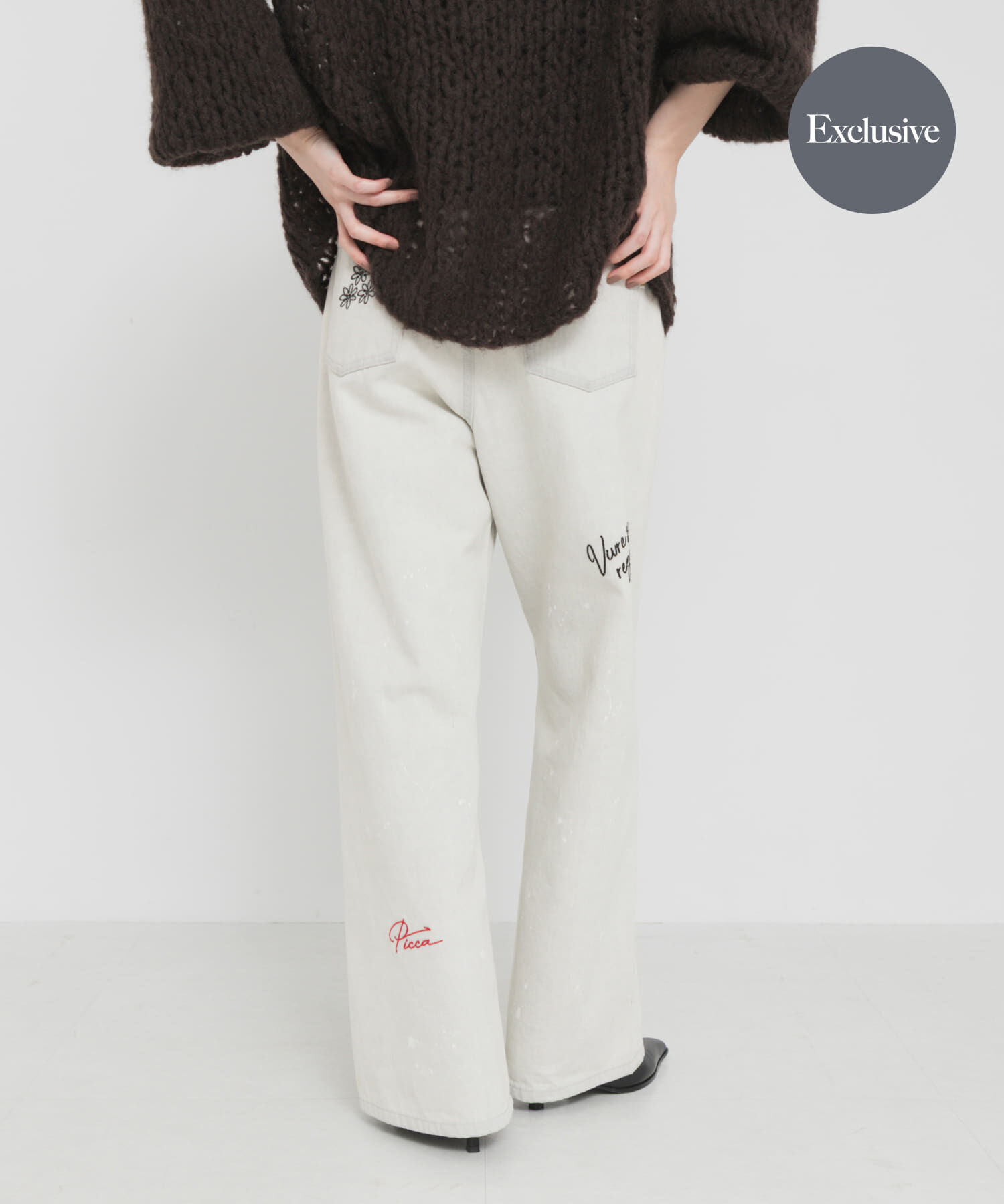 URBAN RESEARCH「『別注』PICCADILLY&times;URBAN RESEARCH　刺繍デニムパンツ」|デニム|グレー系その他