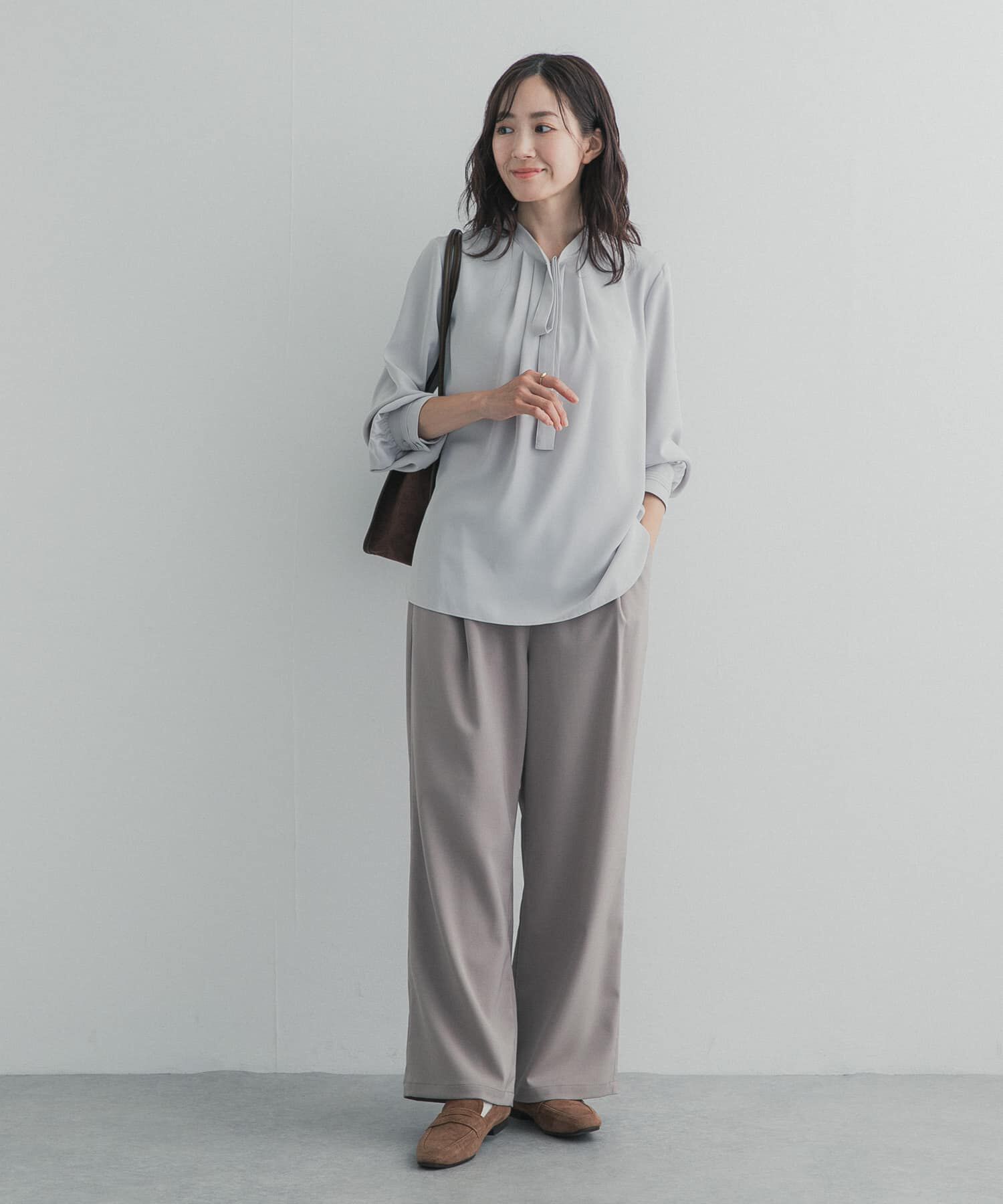 URBAN RESEARCH DOORS「『一部WEB限定カラー』リボンポイントタックブラウス」|シャツ・ブラウス|
