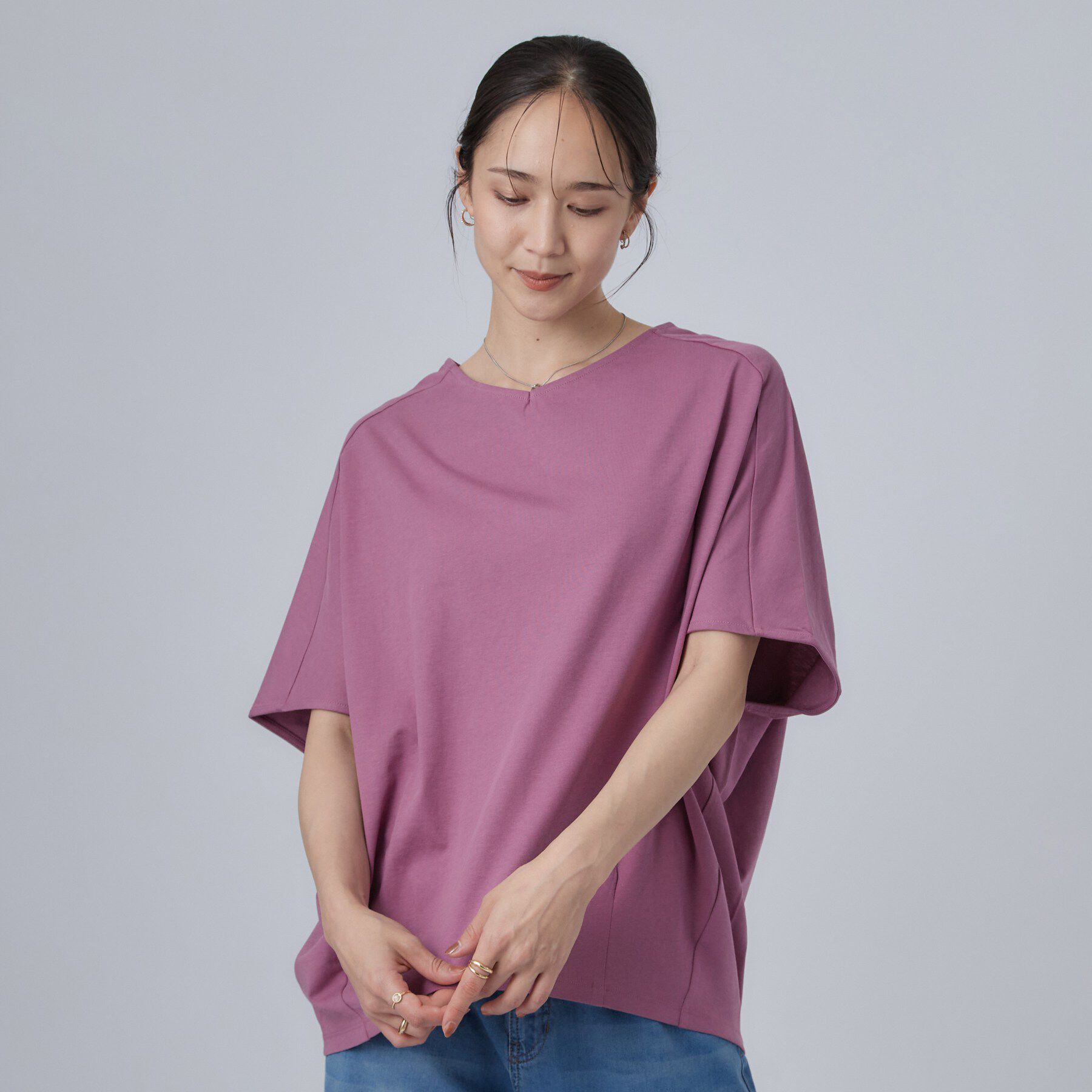 SHOO･LA･RUE「【洗濯機可/体型カバー】インせず着られる 上品見えのドルマントップス」|Tシャツ・カットソー|