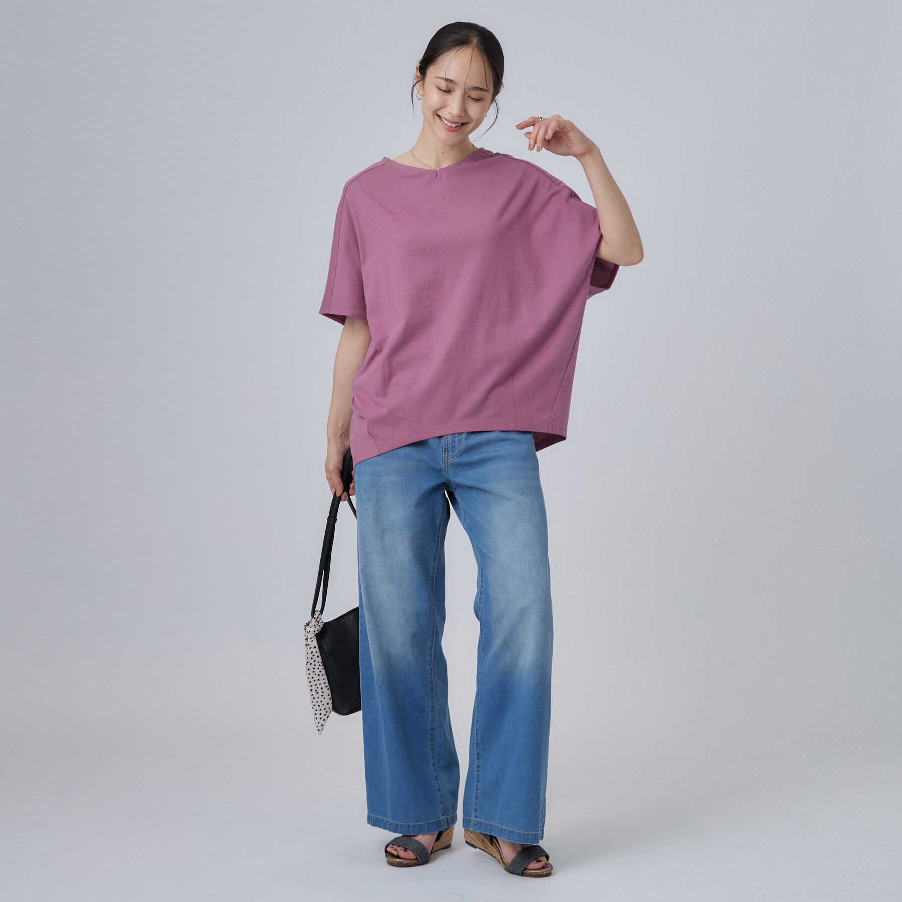 SHOO･LA･RUE「【洗濯機可/体型カバー】インせず着られる 上品見えのドルマントップス」|Tシャツ・カットソー|