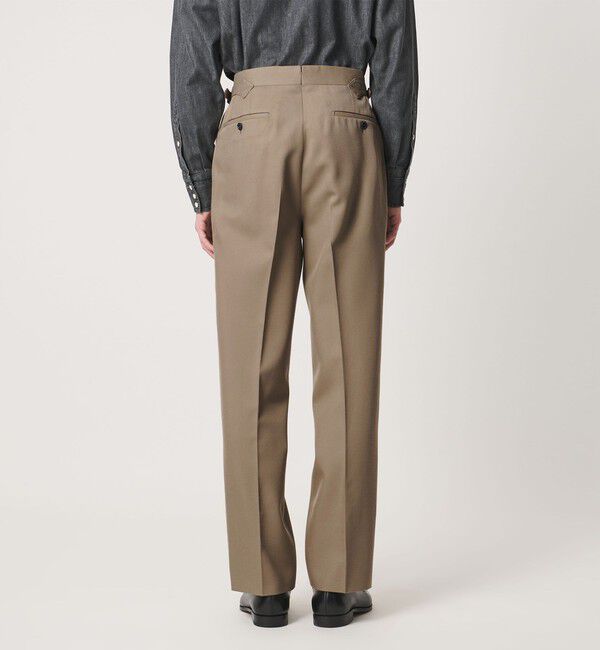 UNITED ARROWS「カバートクロス ツイル サイドアジャスター 1プリーツ テーパード スラックス」|チノ|