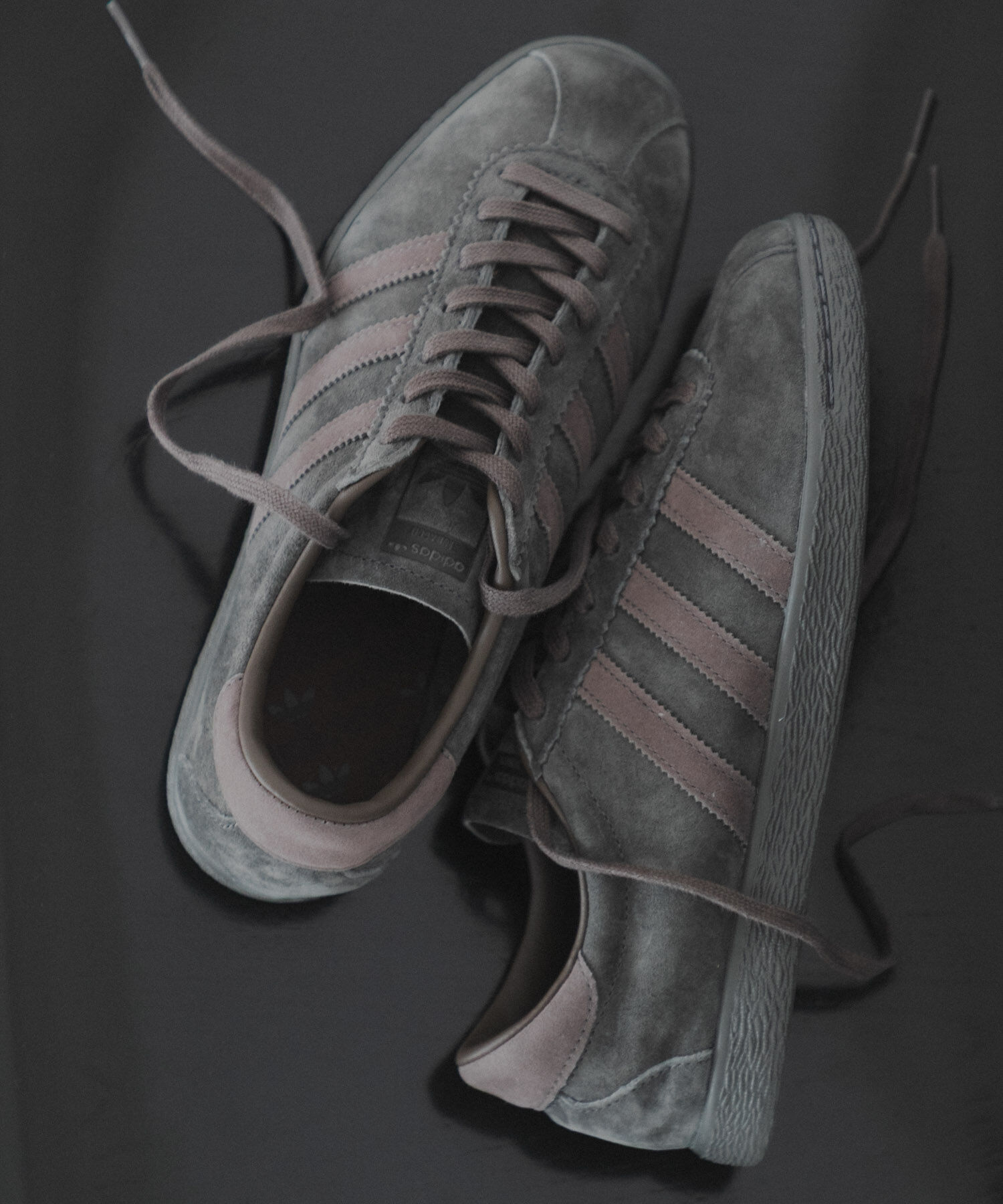 URBAN RESEARCH「『26-31サイズ』『別注』adidas&times;URBAN RESEARCH　TOBACCO」|スニーカー|