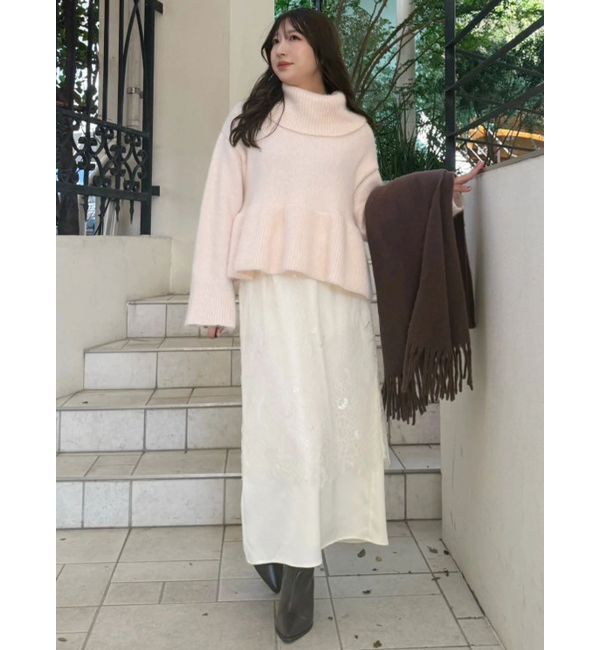 MERCURYDUO「【WEB限定カラーあり】オフタートルペプラムニット」|ニット・セーター|