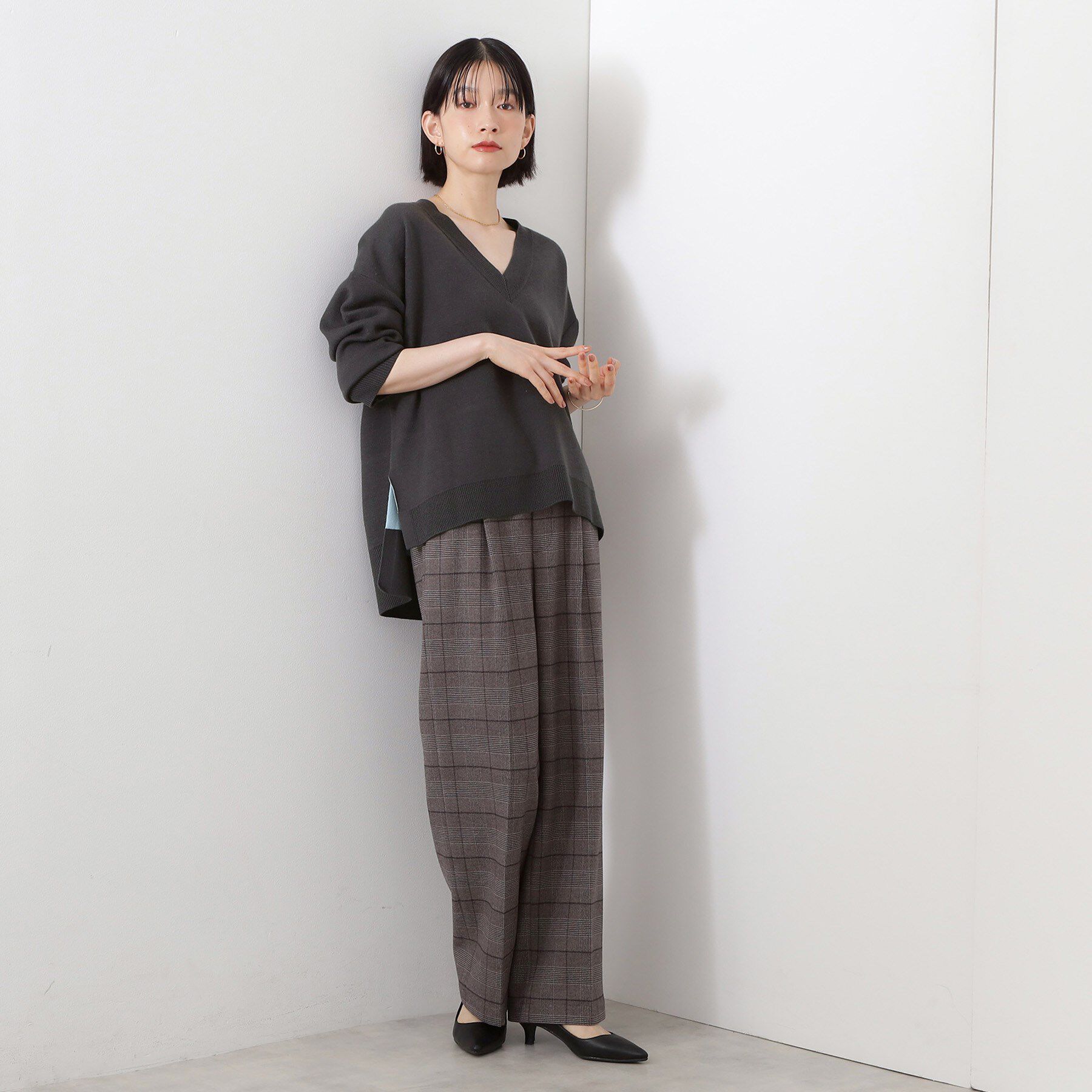 THE SHOP TK「【体型カバー】ゆったり サイドスリットニット」|ニット・セーター|