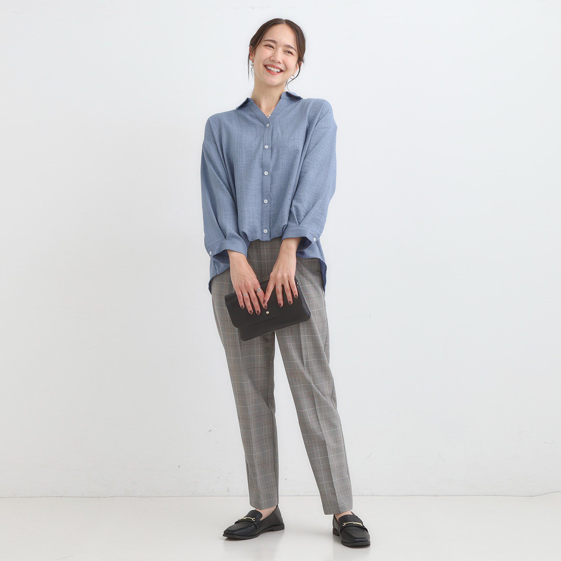 SHOO･LA･RUE「【S-LL】インせず着られる デニムライク前開きブラウス」|シャツ・ブラウス|