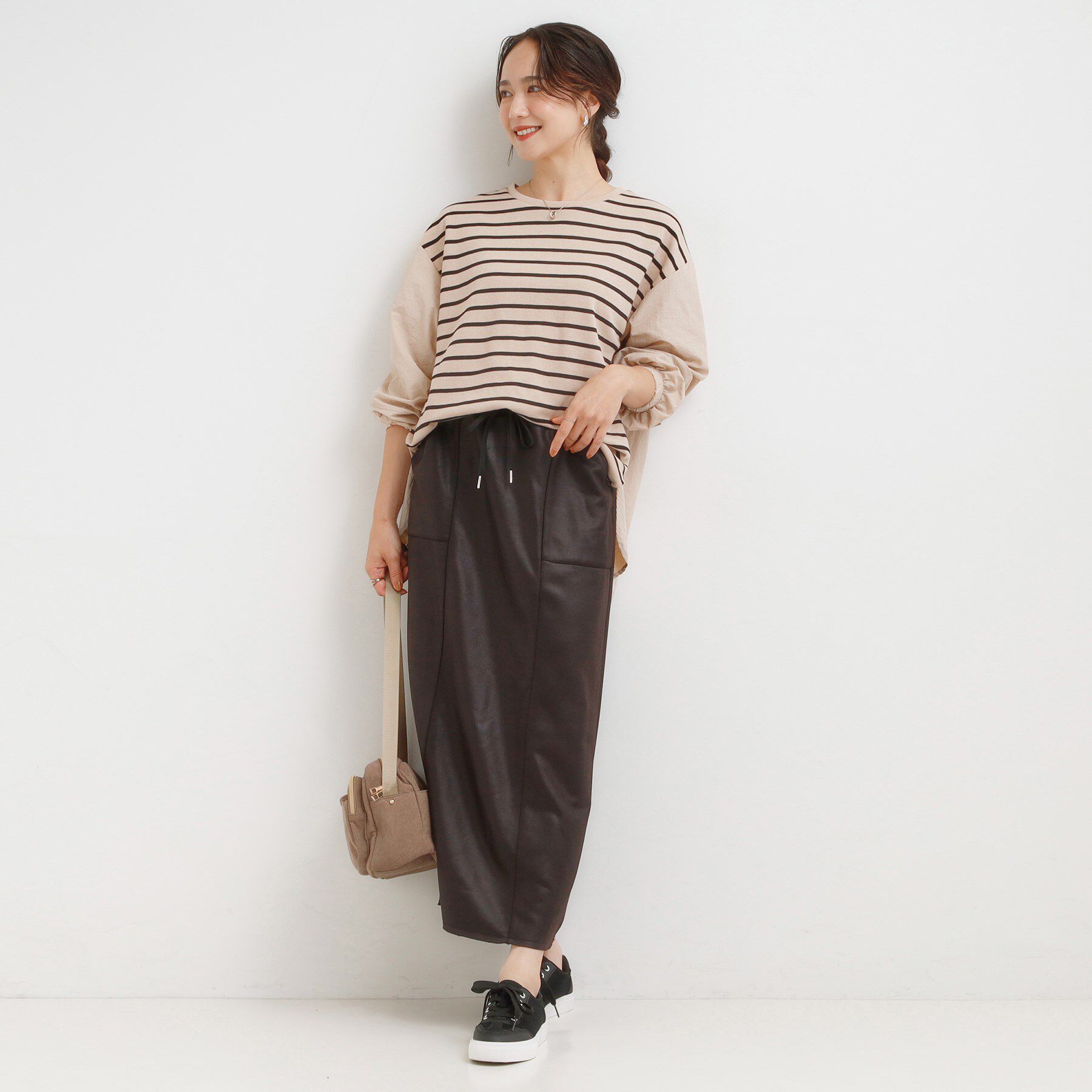 SHOO･LA･RUE「【S-LL】インせず決まる 背中タック入り パフ袖トップス」|Tシャツ・カットソー|