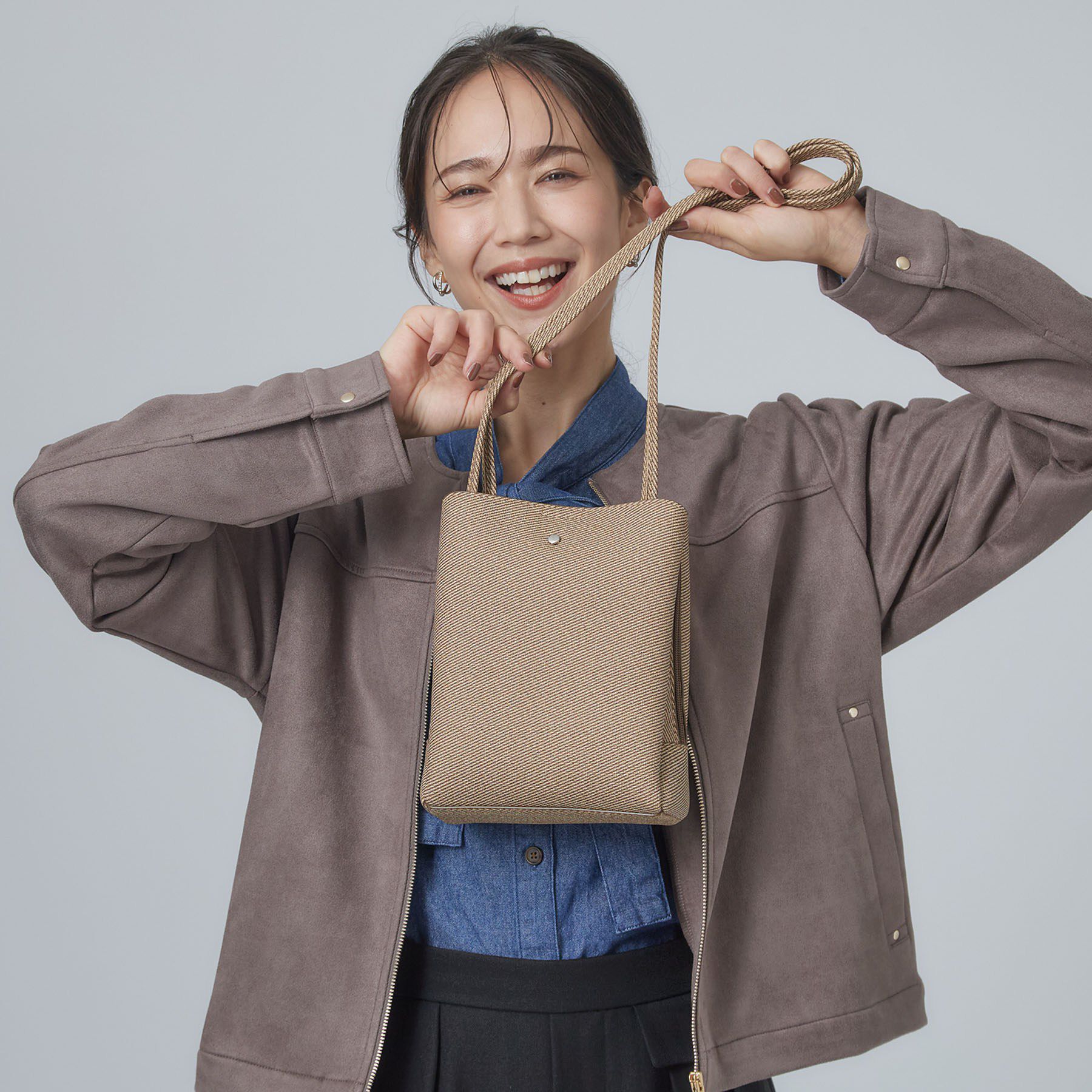 SHOO･LA･RUE「ふわっと軽い三層ショルダーバッグ」|ショルダー・メッセンジャー|ブラウン(043)