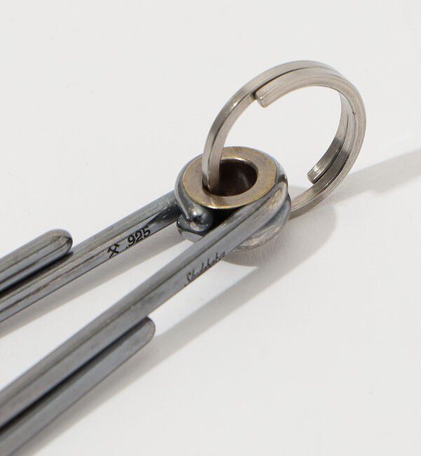 TOMORROWLAND GOODS「STUDEBAKER METALS SCISSOR HOOK KEYHOLDER シルバーキーホルダー」|チャーム・キーホルダー|